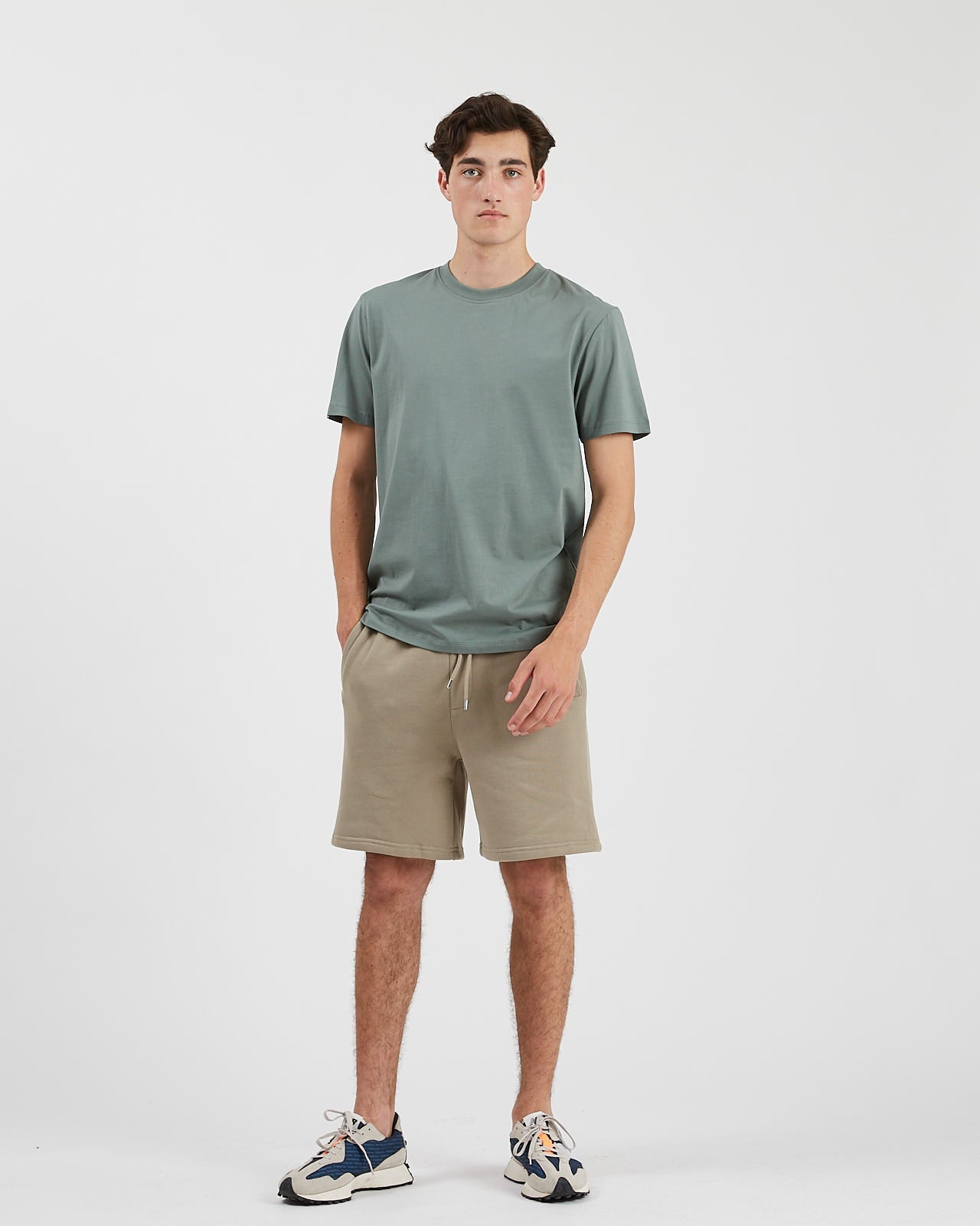 
                  
                    AARHUS Lorbeerkranz T-Shirt
                  
                