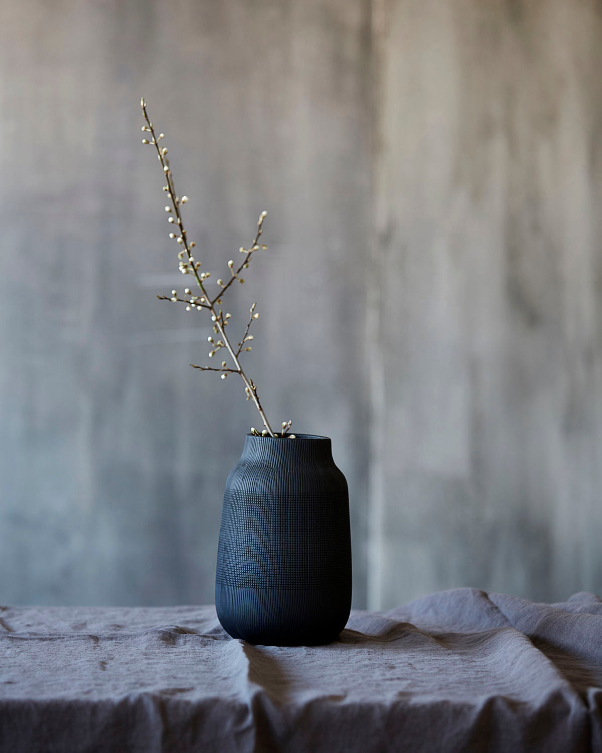 
                  
                    GROOVE Black Vase
                  
                