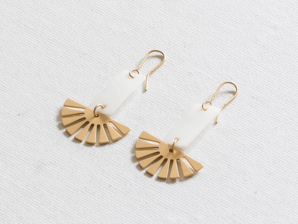 PERDITA Gold Delicate Shell Geo Fan Earrings