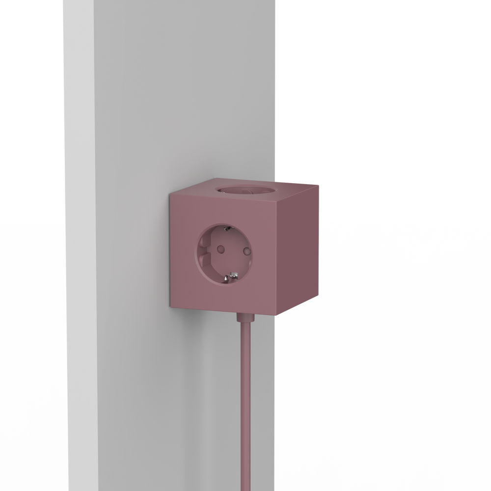 
                  
                    SQUARE 1 Rusty Red 1 Usb & Magnet Socket Extension
                  
                