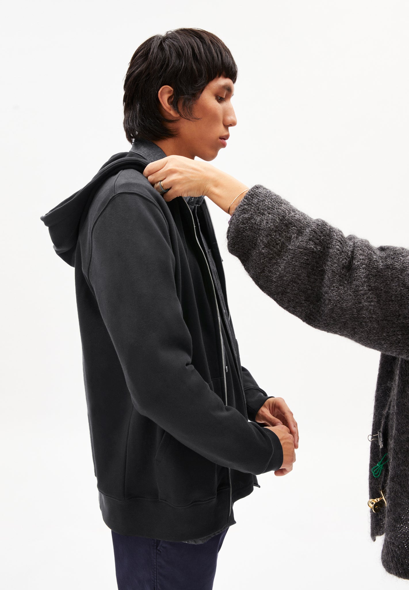 
                  
                    GAASTON COMFORT Graphite Strickjacke
                  
                