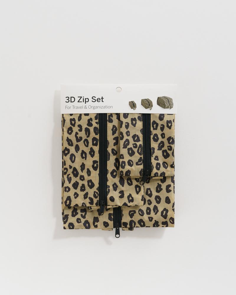 
                  
                    Honey Leopard 3D Reißverschlussetui-Set
                  
                