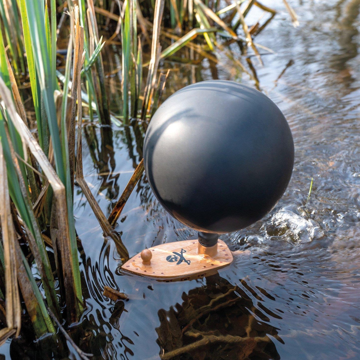 
                  
                    Balloon Pusters Seatiger Boat
                  
                