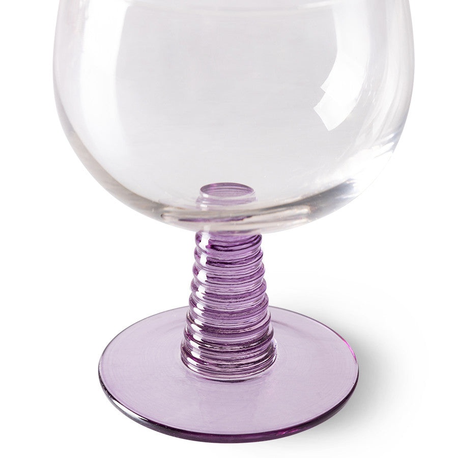 
                  
                    Lila Swirl Low Weinglas
                  
                