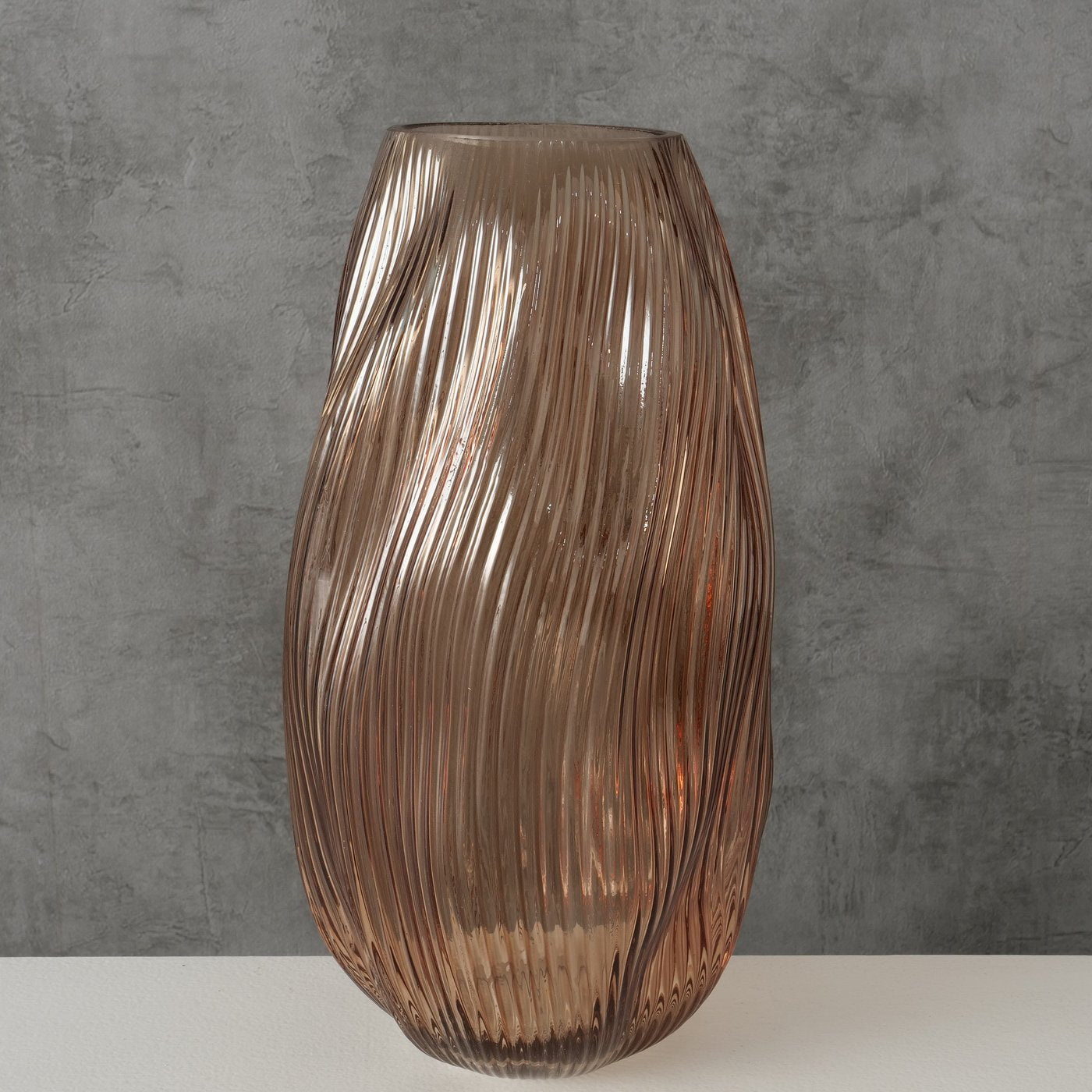 
                  
                    SALUNA Beige Glass Vase
                  
                