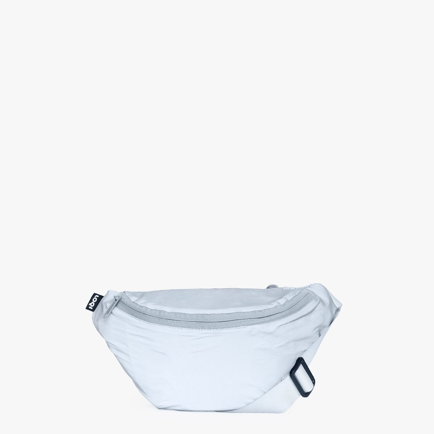 
                  
                    Silberne reflektierende Bauchtasche
                  
                