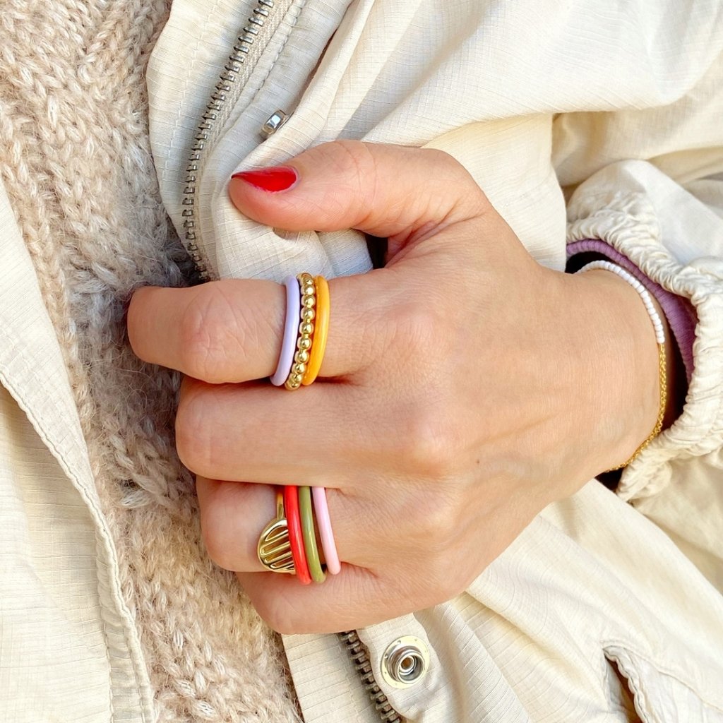 
                  
                    Purple Color Ring
                  
                