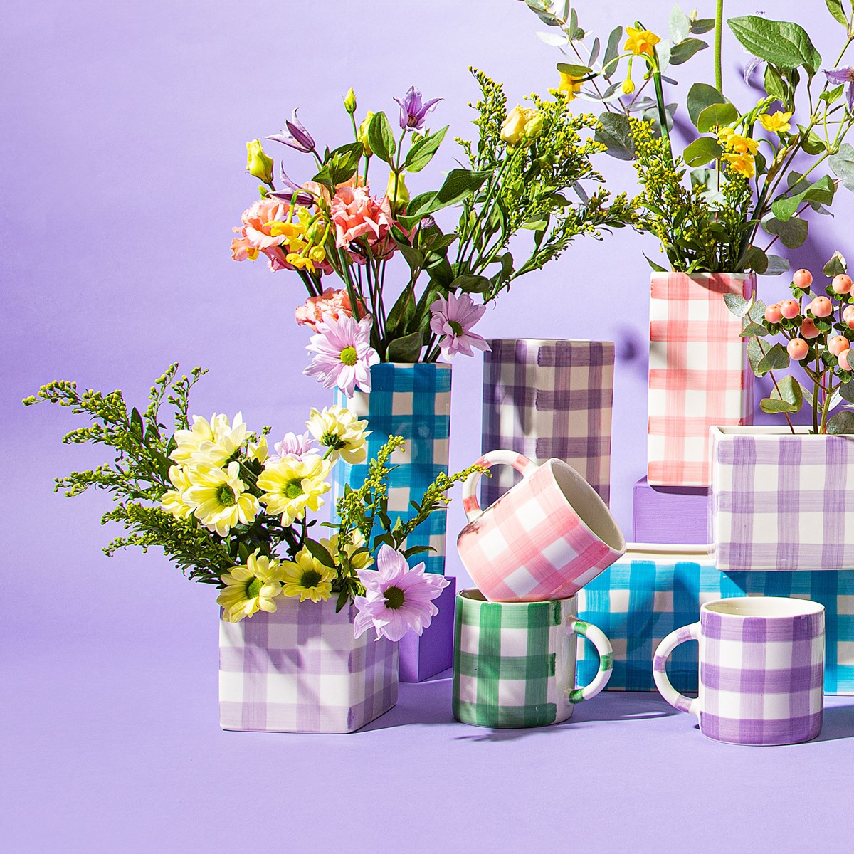 
                  
                    Lila Gingham-Pflanzer
                  
                