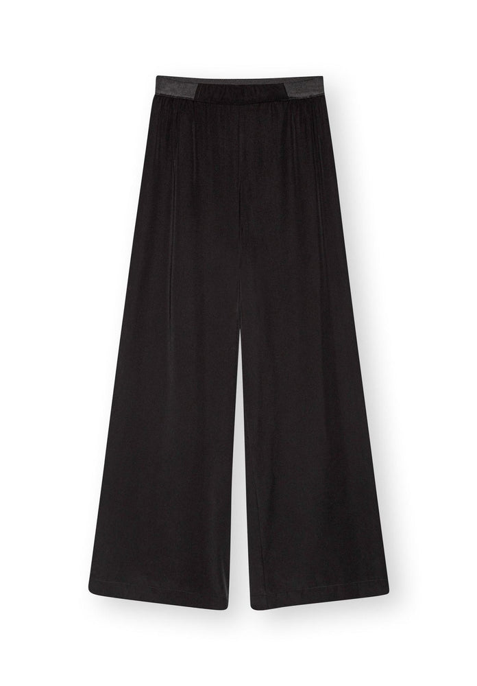 
                  
                    SANDROSE Black Trousers
                  
                