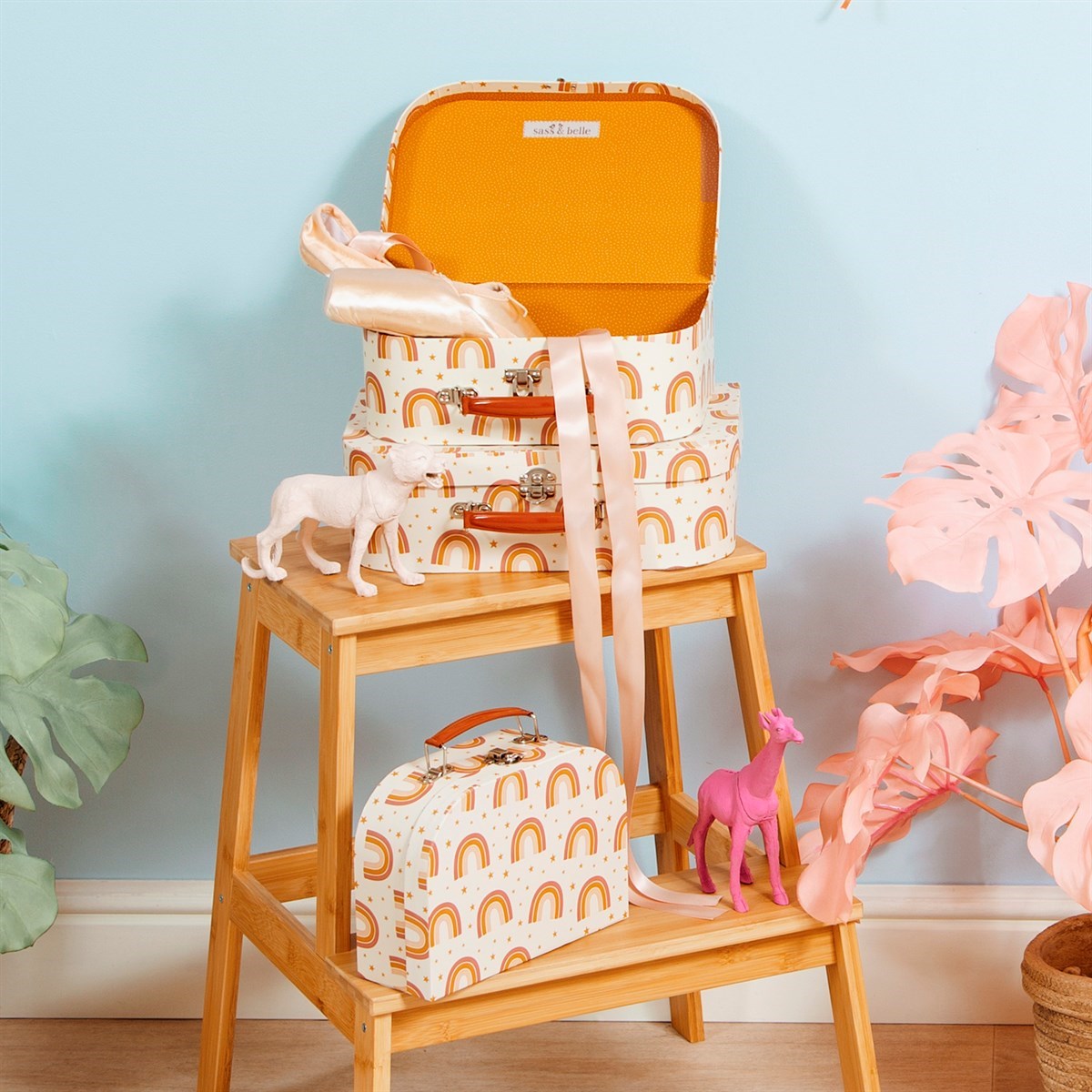 
                  
                    Earth Rainbow Suitcase Set Of 3
                  
                