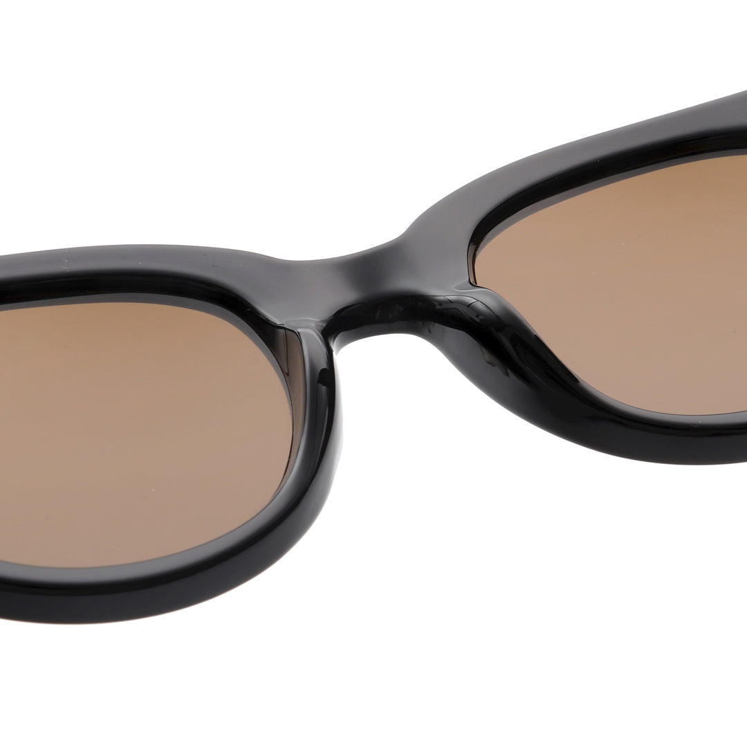 
                  
                    LILLY Schwarze Sonnenbrille 
                  
                