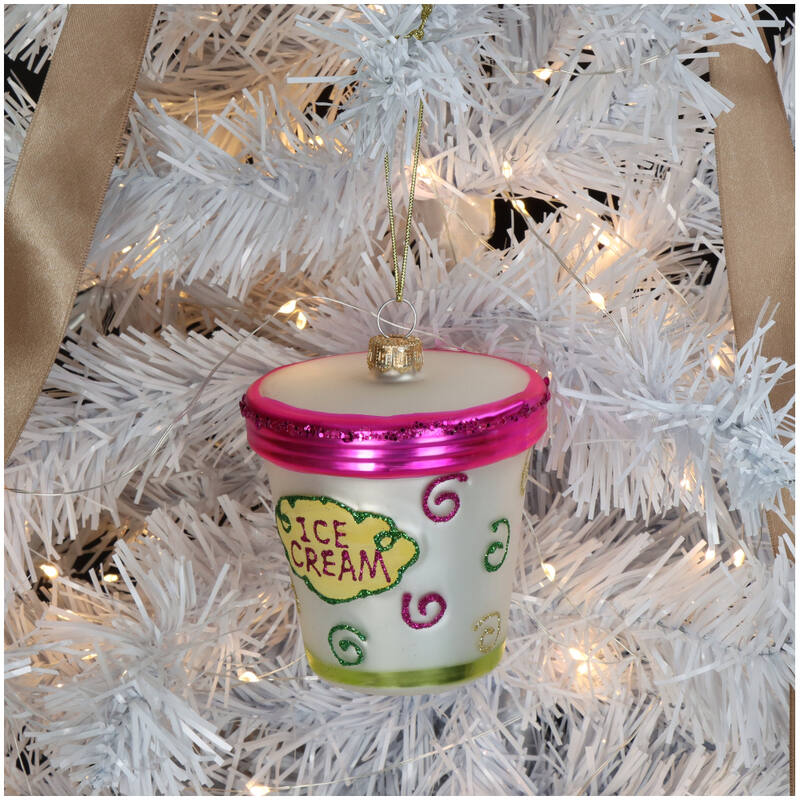 
                  
                    Mehrfarbige Eiscreme-Weihnachtsdekoration
                  
                