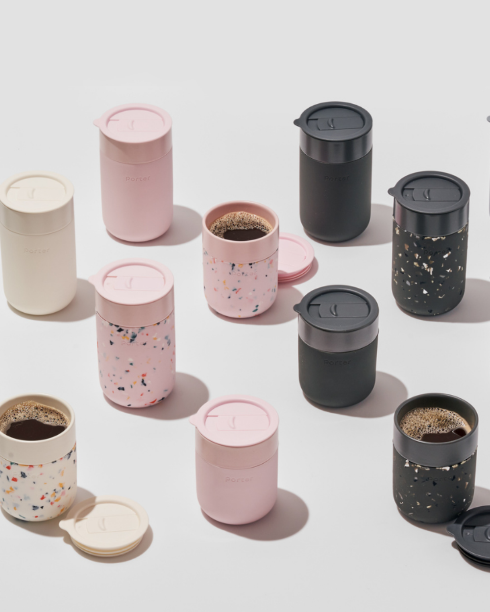 
                  
                    PORTER Blush Becher
                  
                