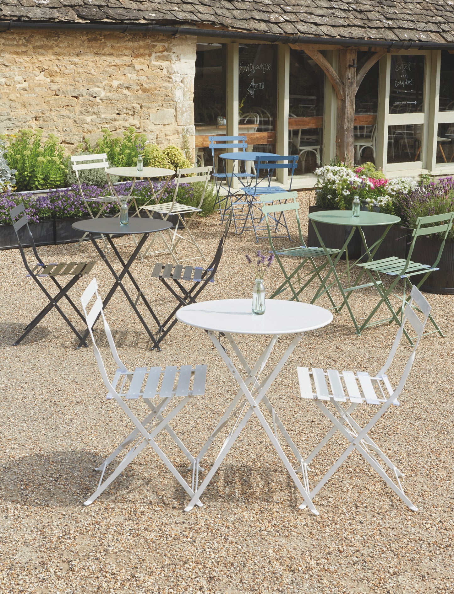 
                  
                    RIVE DROITE Kleines Carbon-Bistro-Set Klein aus Stahl
                  
                