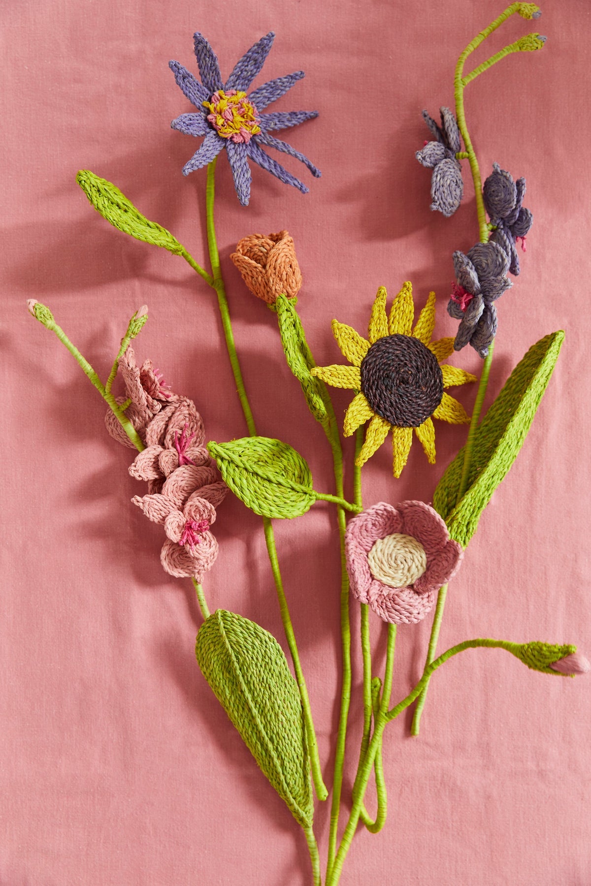 
                  
                    Rosenbastblume
                  
                
