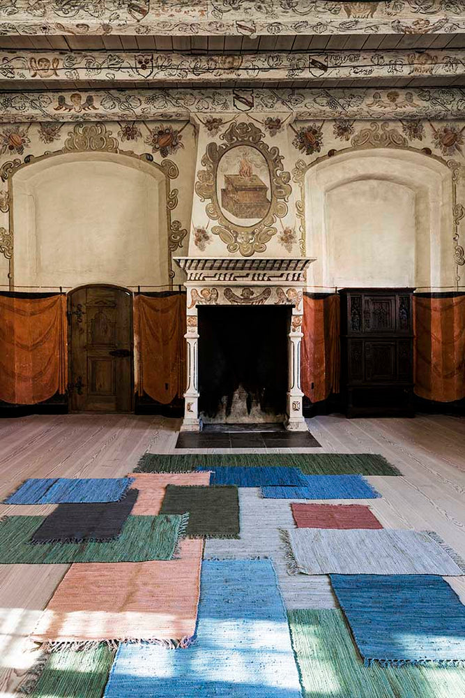 
                  
                    Kleiner himmelblauer Chindi-Teppich
                  
                