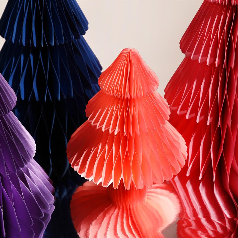 
                  
                    Mittelvioletter Weihnachtsbaumschmuck
                  
                