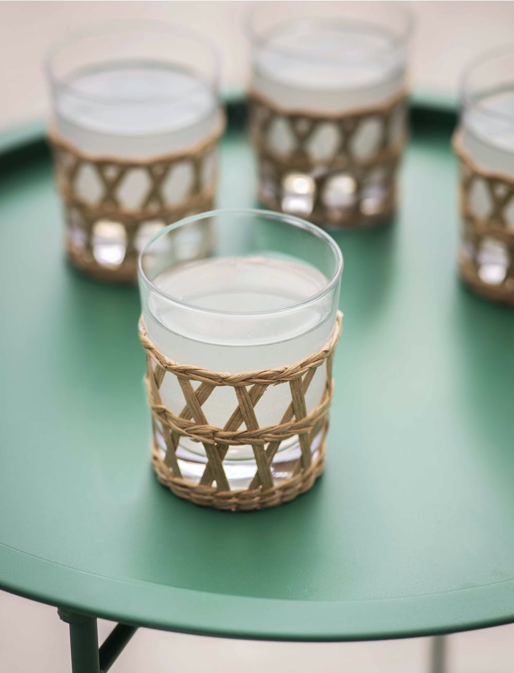 
                  
                    Natürliche Glas-Tumbler von Victoria meets Albert Friedrichshain 
                  
                