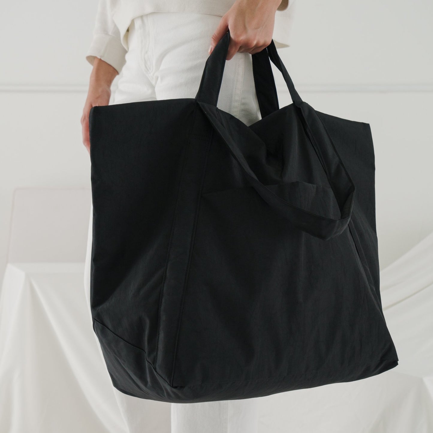 
                  
                    TRAVEL CLOUD Schwarze Tasche
                  
                