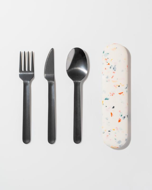 
                  
                    PORTER Cream Terrazzo Cream Utensilien-Set
                  
                