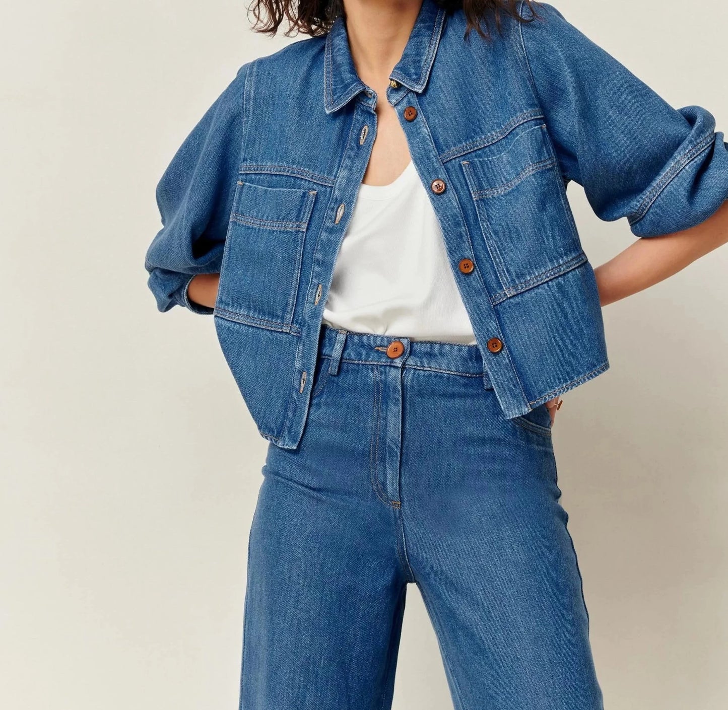 
                  
                    LEONE Denim Blue Jacket
                  
                