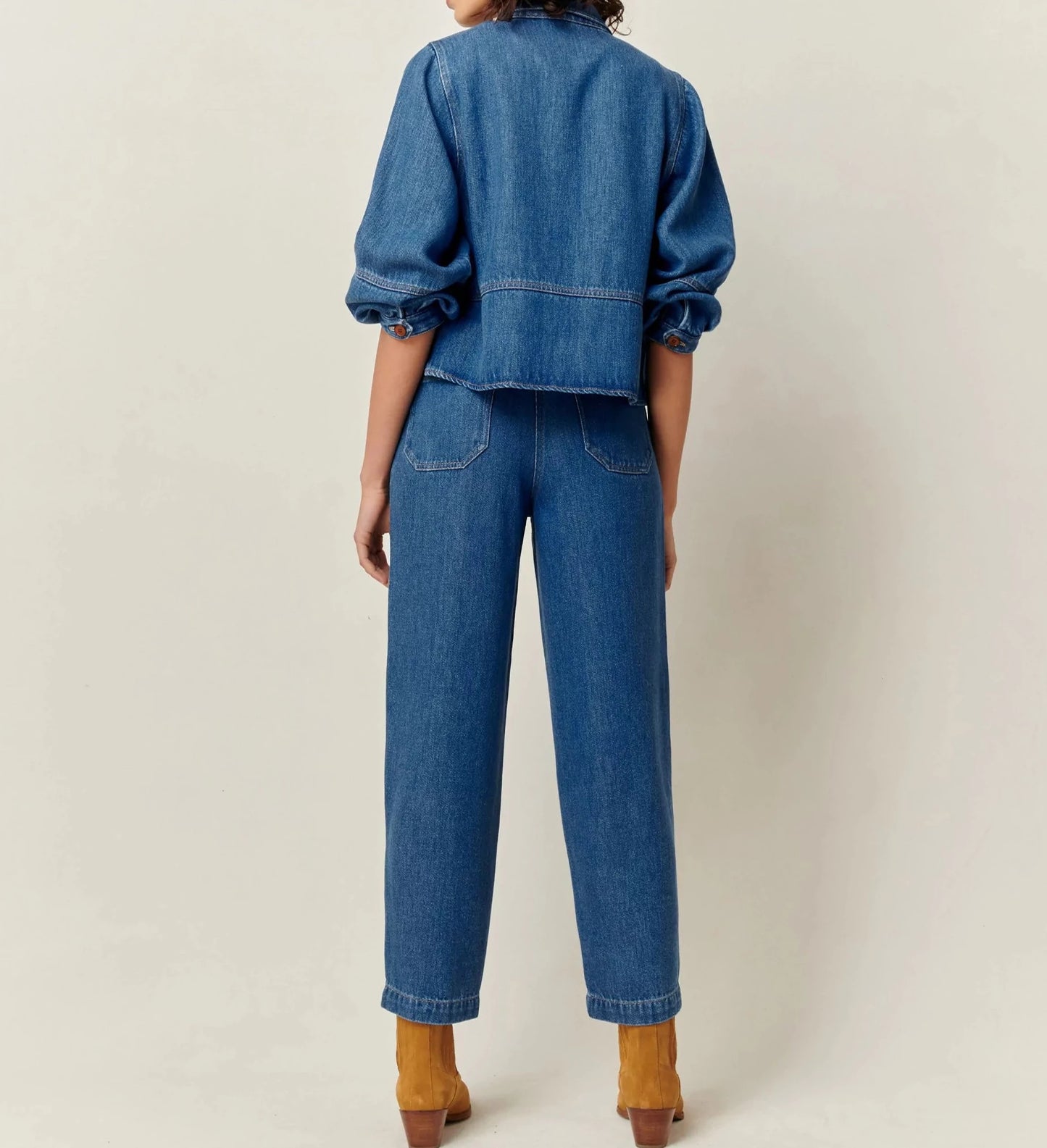 
                  
                    LEONE Denim Blue Jacket
                  
                