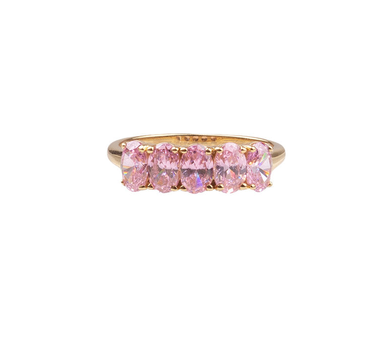 
                  
                    Ovaler hellrosa vergoldeter Ring
                  
                
