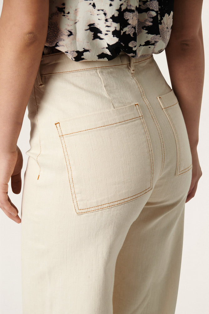 
                  
                    SLSHANI Antique White Jeans
                  
                