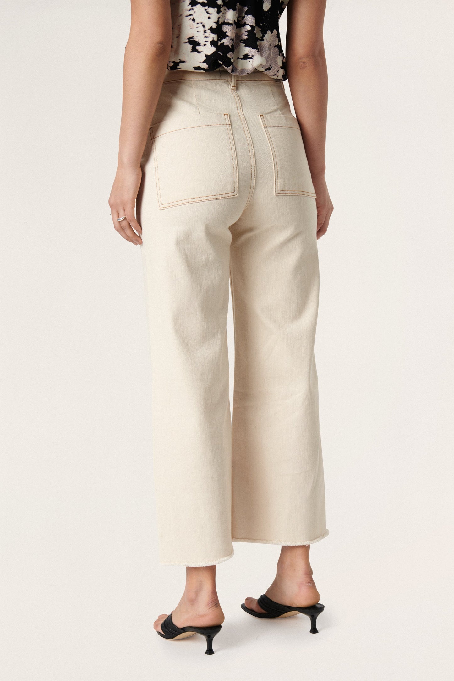 
                  
                    SLSHANI Antique White Jeans
                  
                