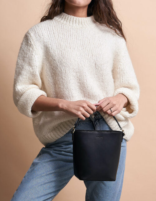 Large black leather new arrivals bucket bag
