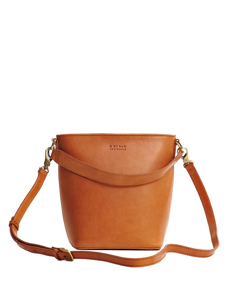 
                  
                    BOBBI Midi Cognac Klassische Beuteltasche aus Leder
                  
                
