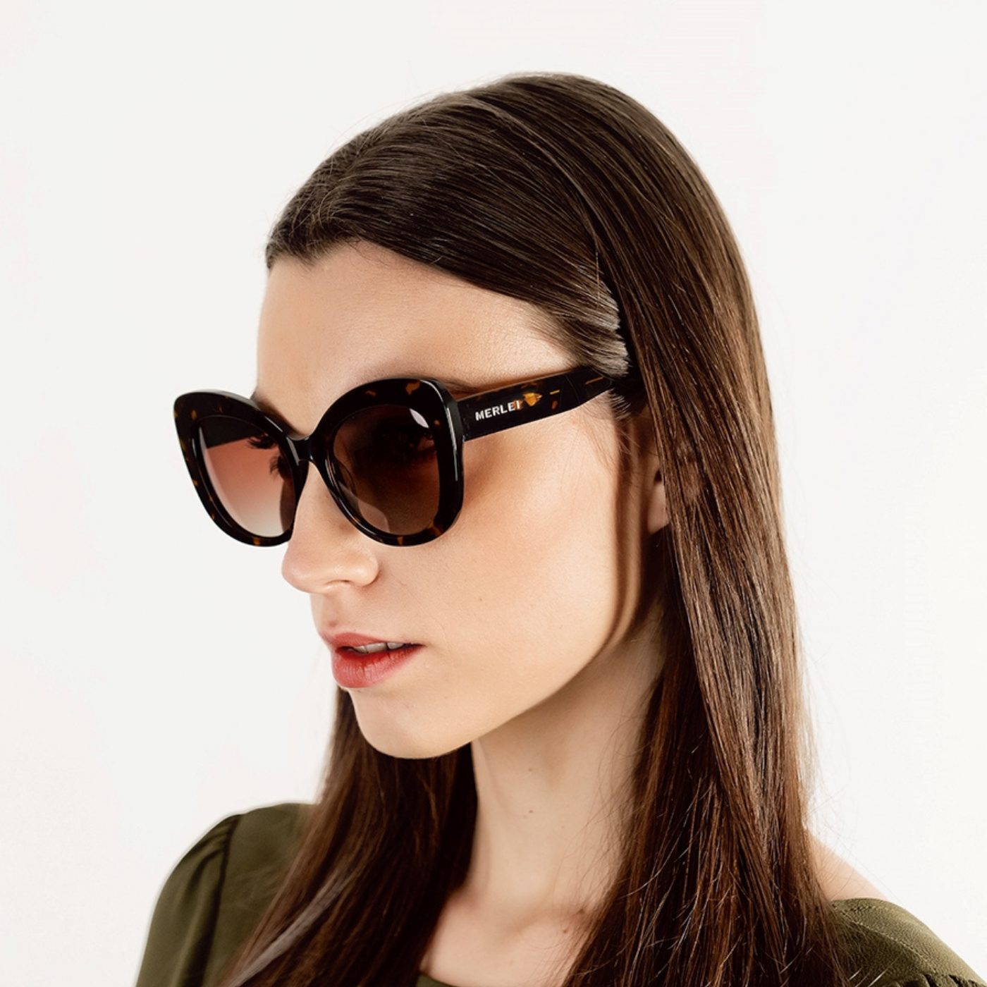 
                  
                    ARETHA Carey Sunglasses
                  
                