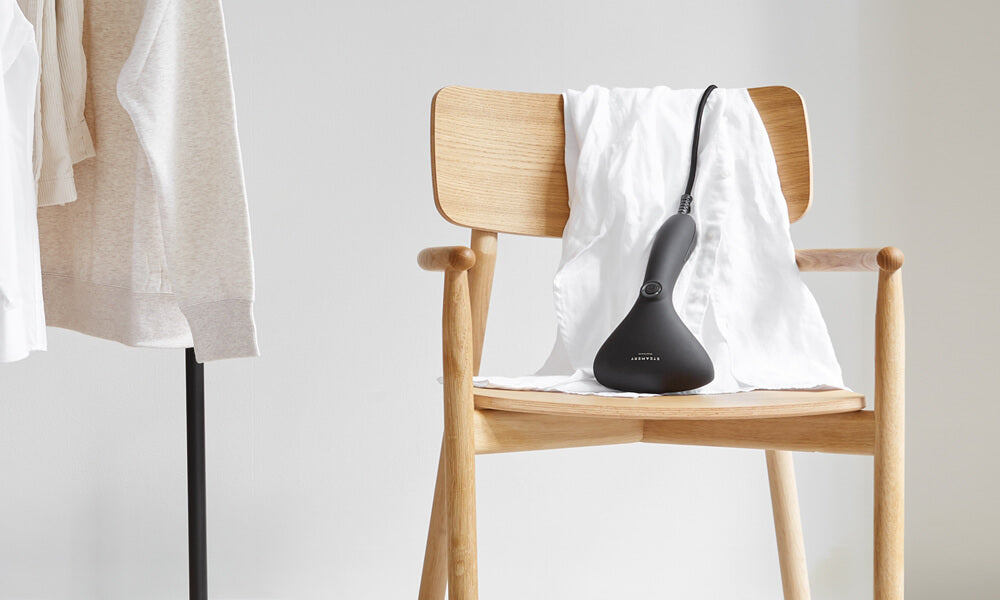 
                  
                    CIRRUS NO.2 Grey Clothes Steamer
                  
                