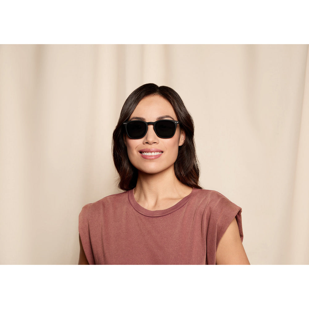
                  
                    #E Kaki Green Sunglasses
                  
                