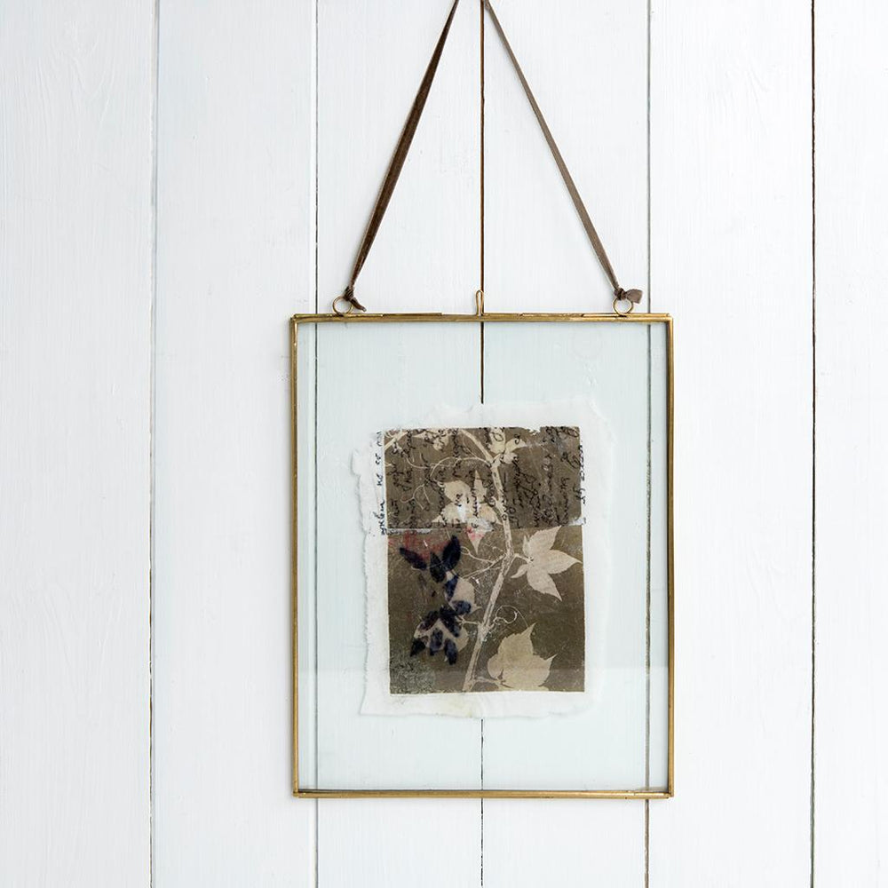 
                  
                    Hanging Brass Frame
                  
                