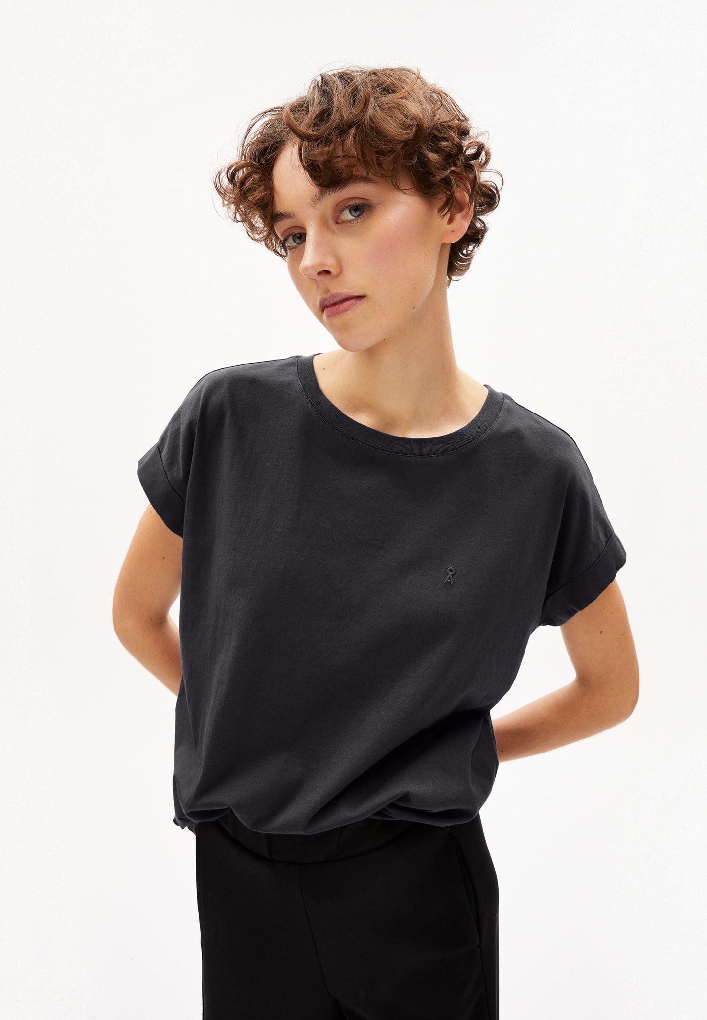 
                  
                    IDAA Graphit-T-Shirt
                  
                