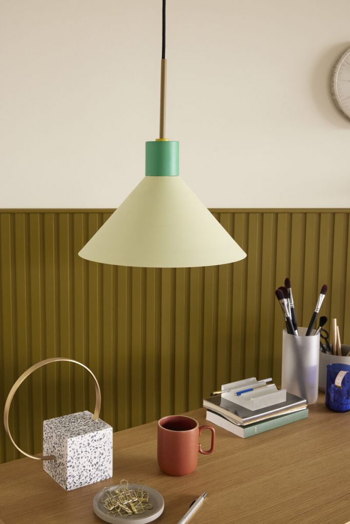 
                  
                    CRAYON Green Pendant Lamp
                  
                