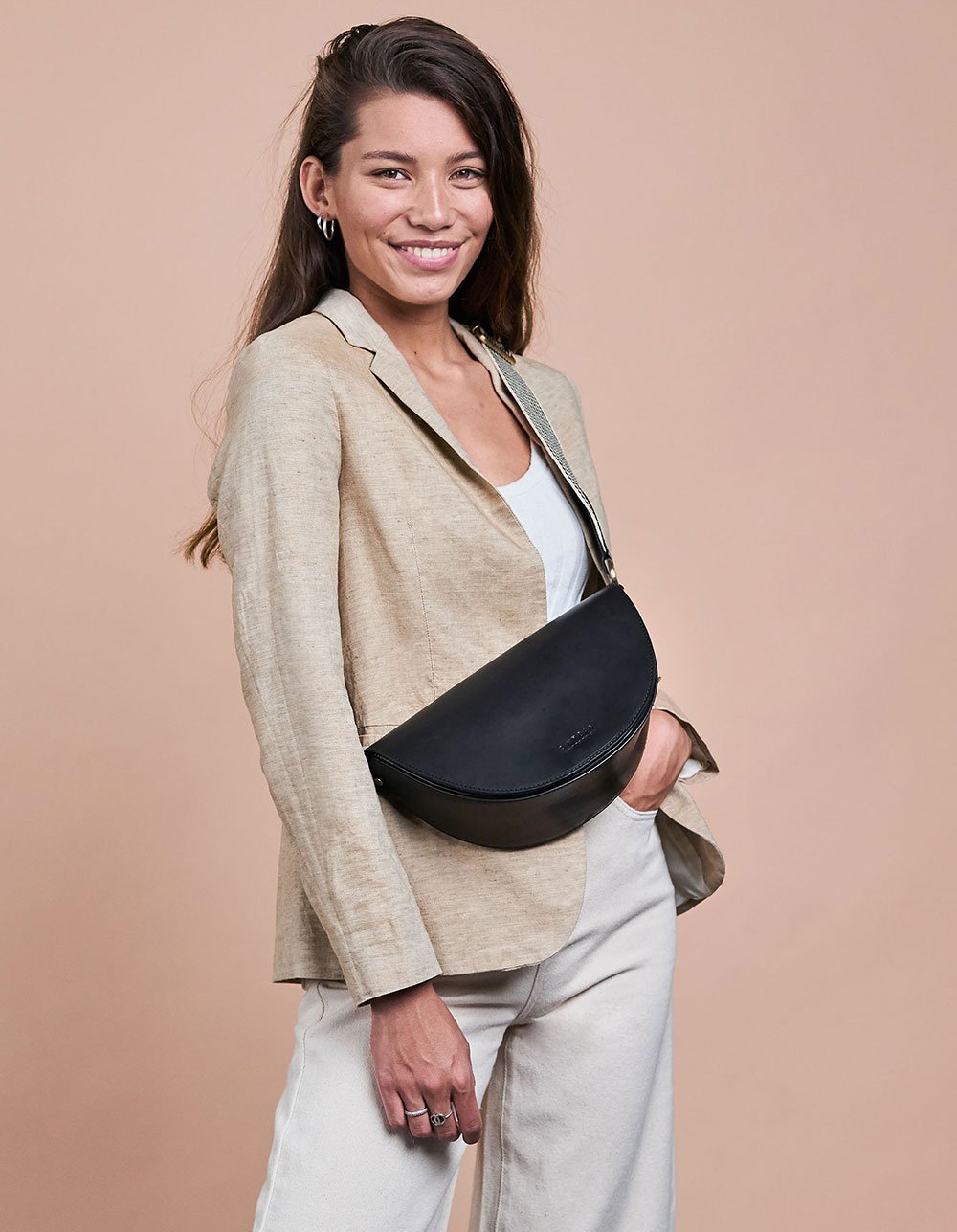 
                  
                    LAURA Black Classic Leather Bag
                  
                