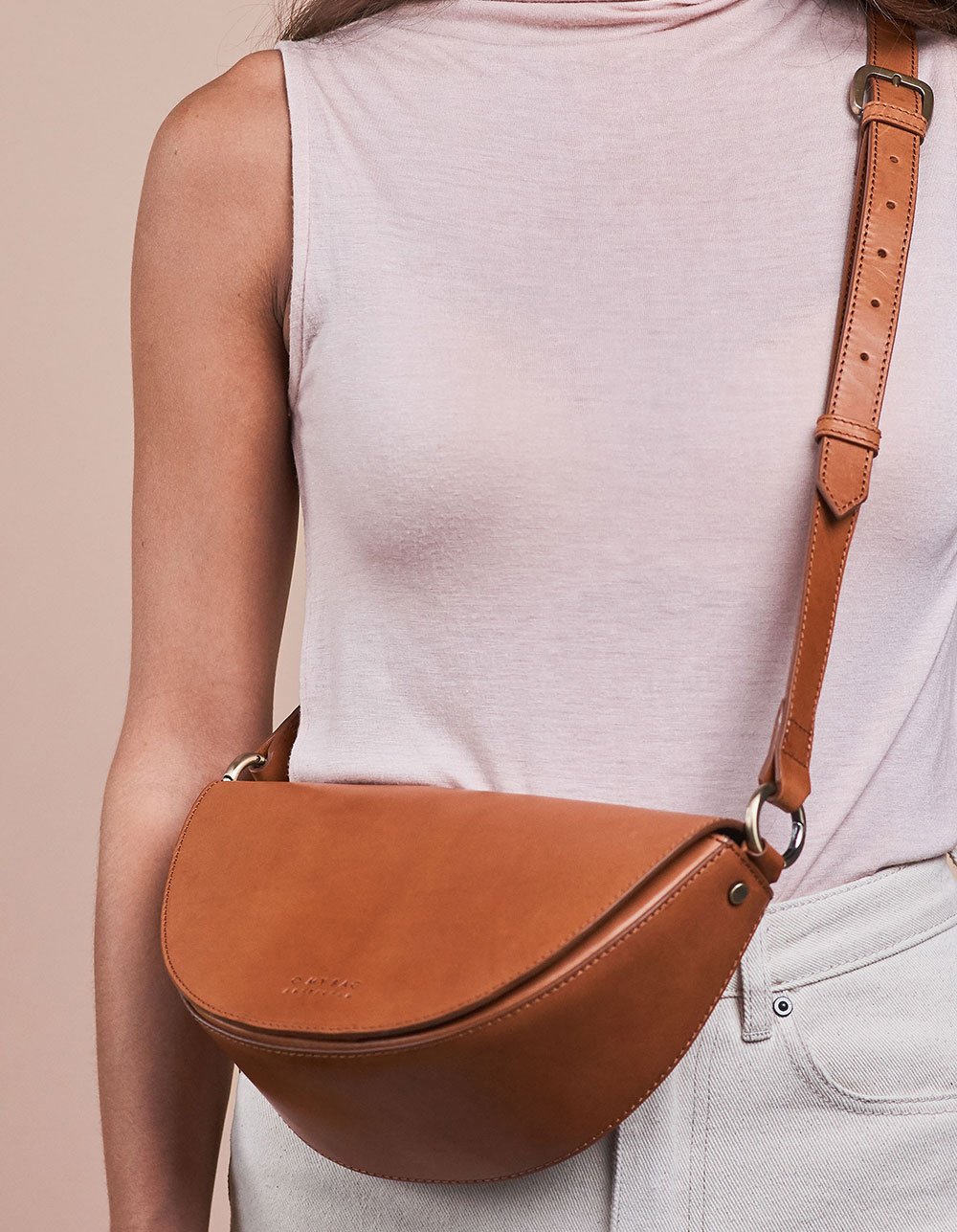 
                  
                    LAURA Cognac Klassische Ledertasche
                  
                