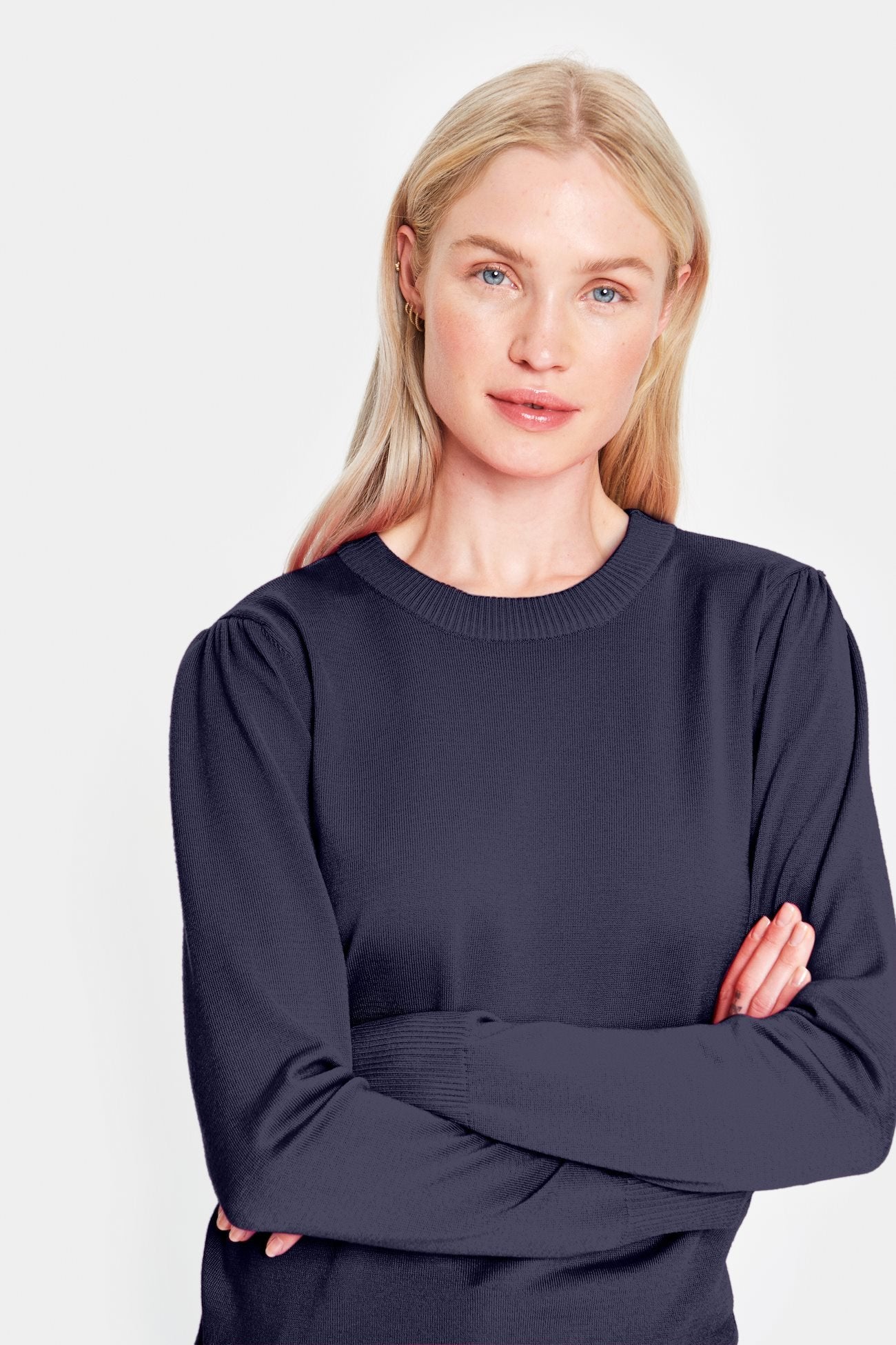 
                  
                    MILASZ Nachthimmel-Strickpullover
                  
                
