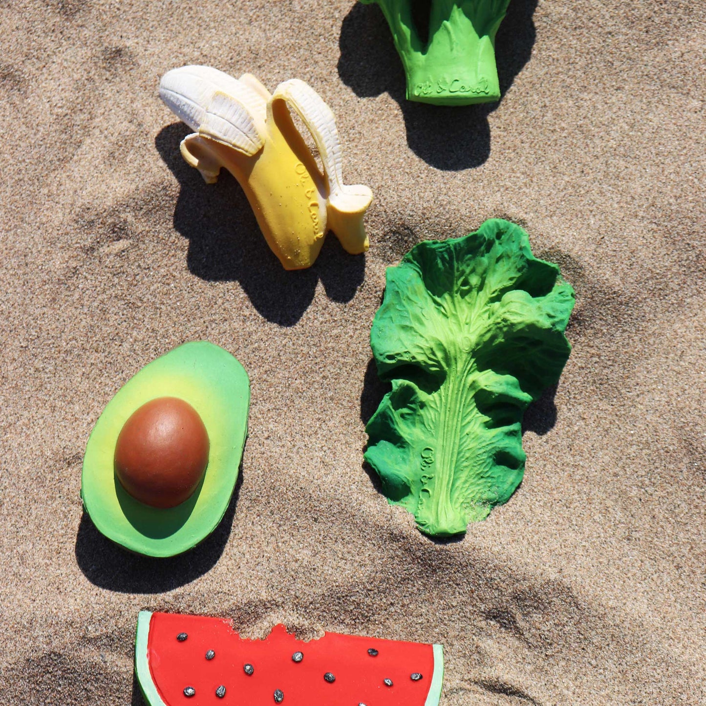 ARNOLD The Avocado Teething Ring Victoria met Albert