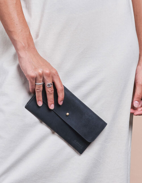 PIXIES Black Hunter Leather Pouch Wallet