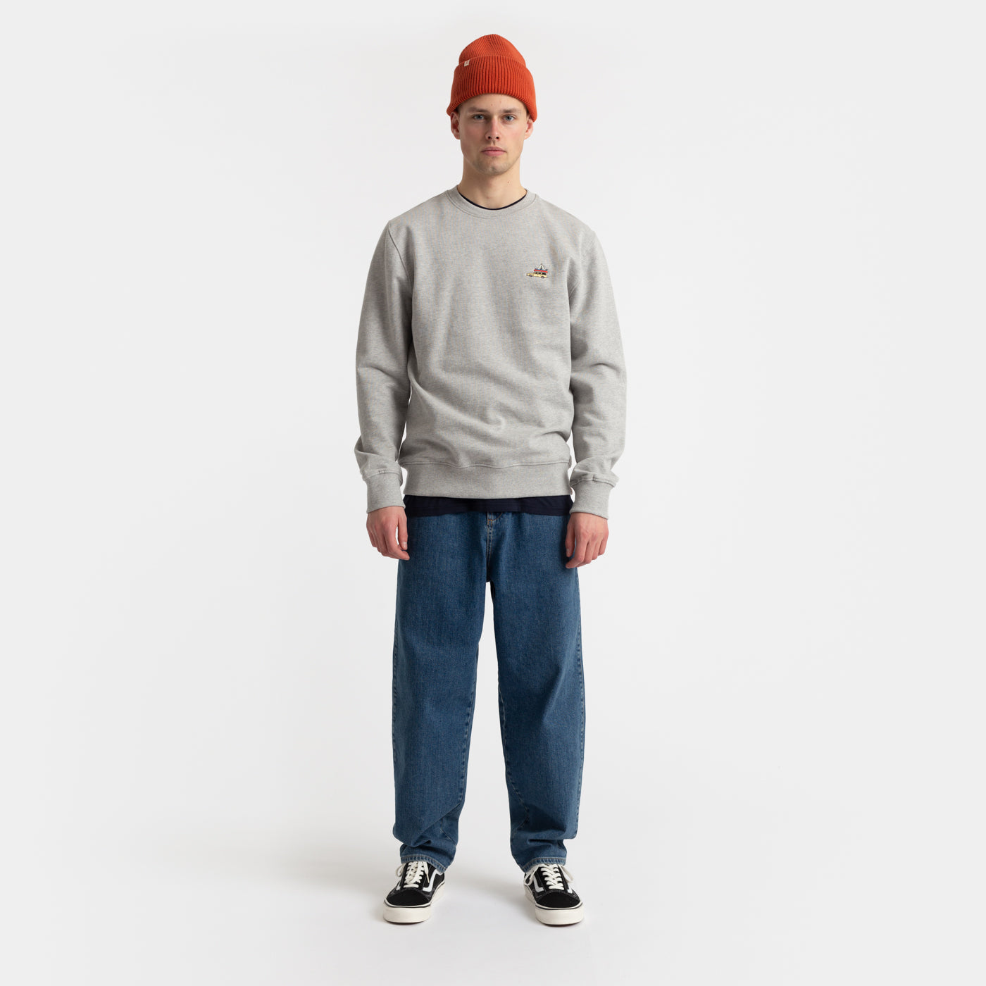 
                  
                    PAC Pullover mit Rundhalsausschnitt in grauer Melange-Optik
                  
                