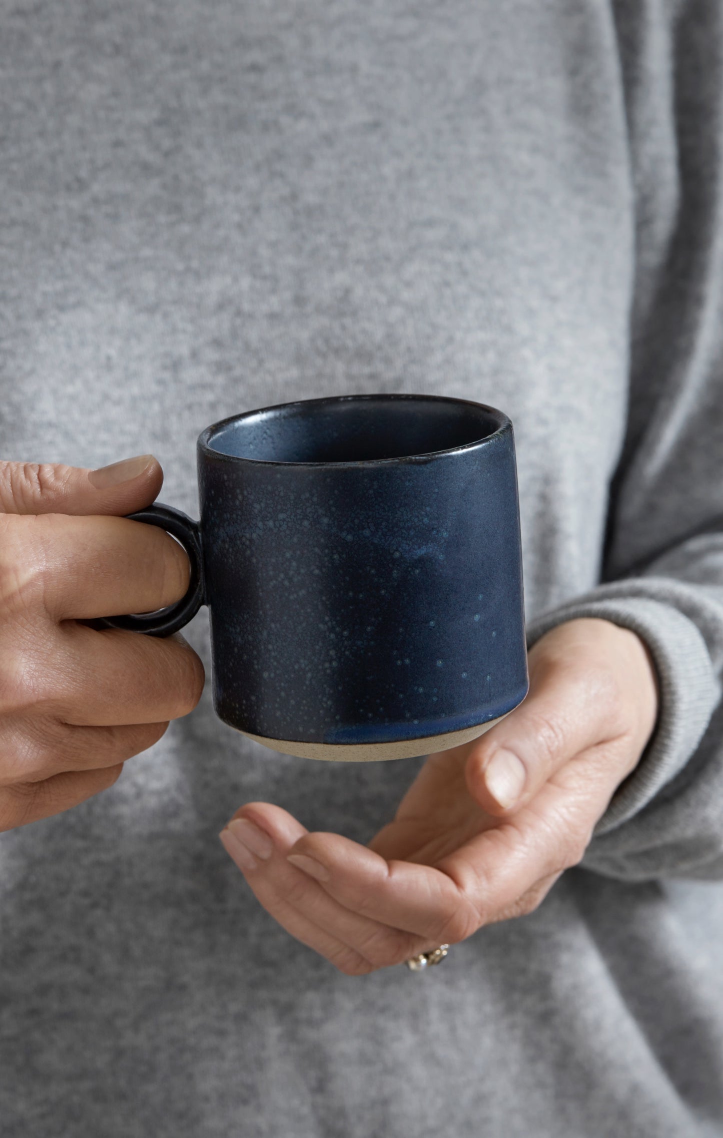 
                  
                    GRAINY Dark Blue Cup
                  
                