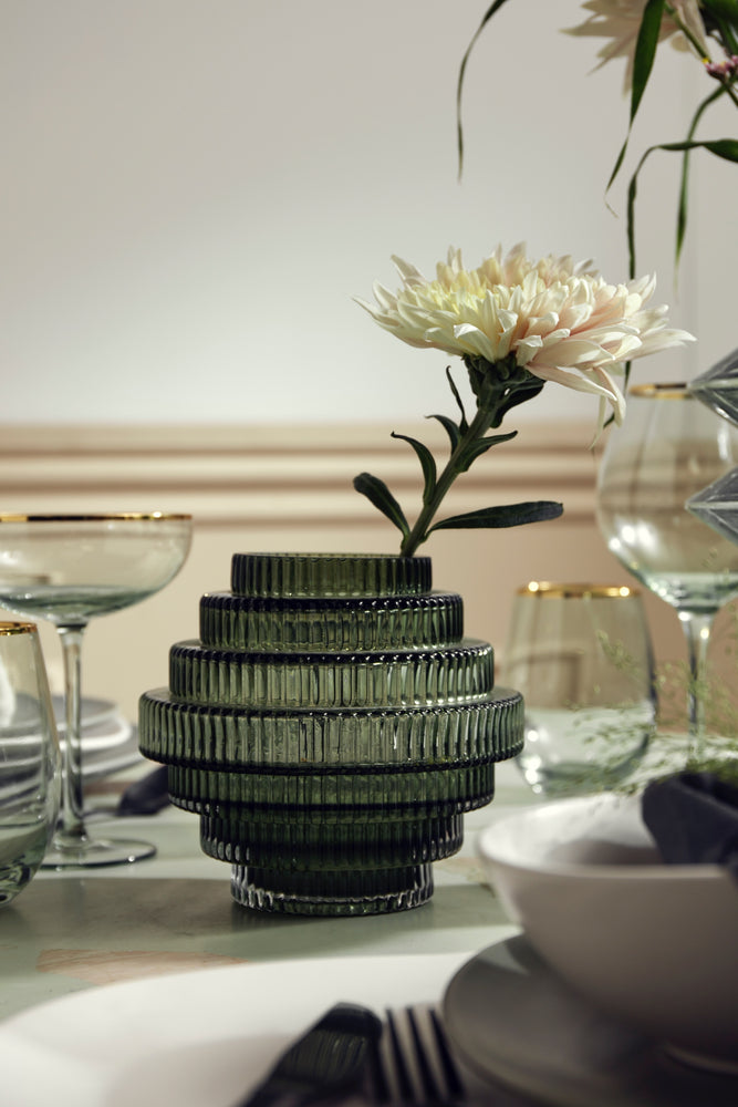 
                  
                    GREENA Cocktailglas mit Goldrand
                  
                